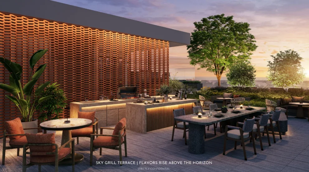 Терраса Sky grill с зонами для обеда и отдыха в Origin Residences, Таиланд