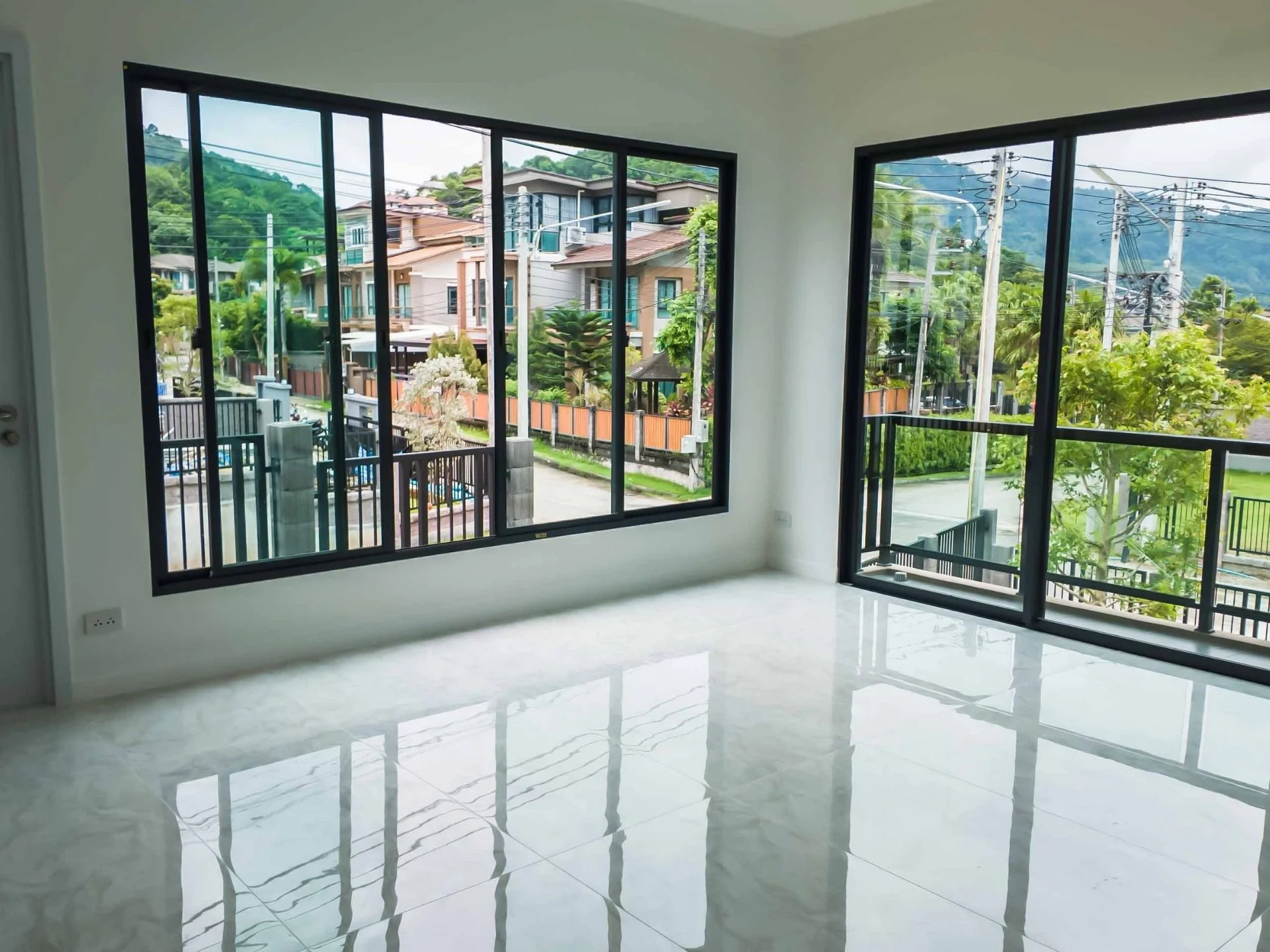 Vista montagna dalla terrazza di villa 4 camere a The Palm Kathu-Patong, Phuket