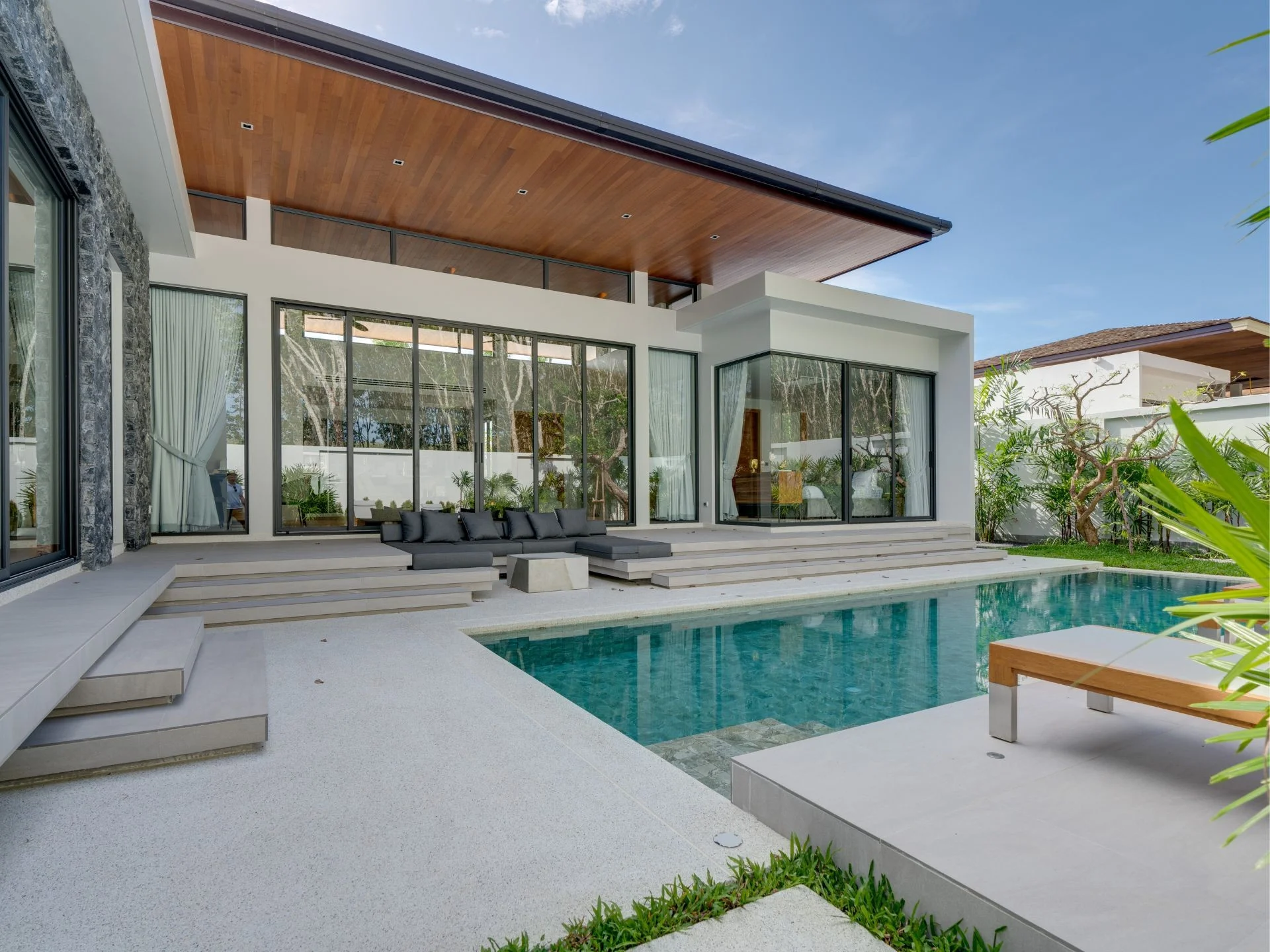 Private pool and terrace at 3-bedroom villa in Botanica Four Seasons, Laya